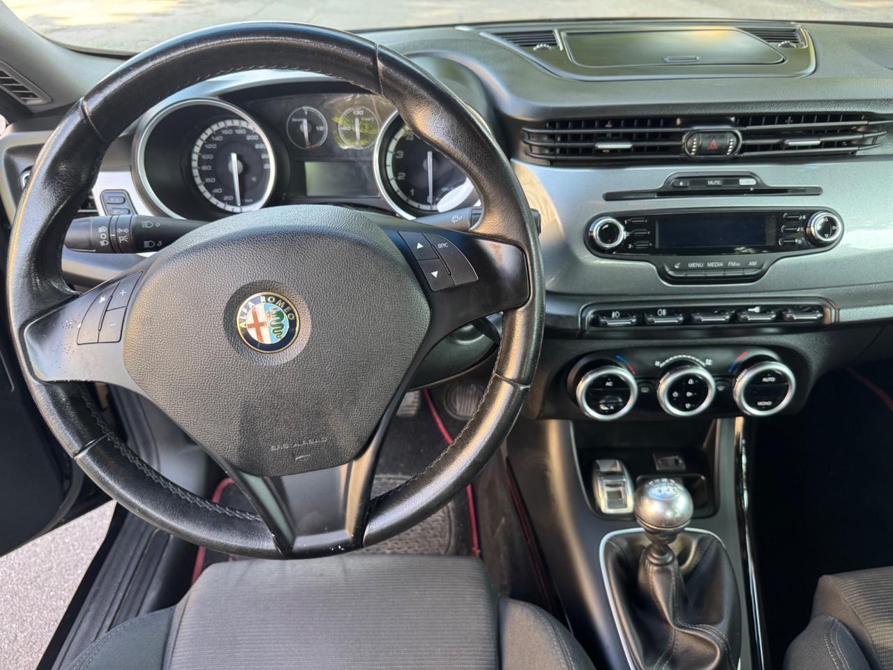 Alfa Romeo Giulietta 1.4 GPL neopaten garanzia 12 mesi
