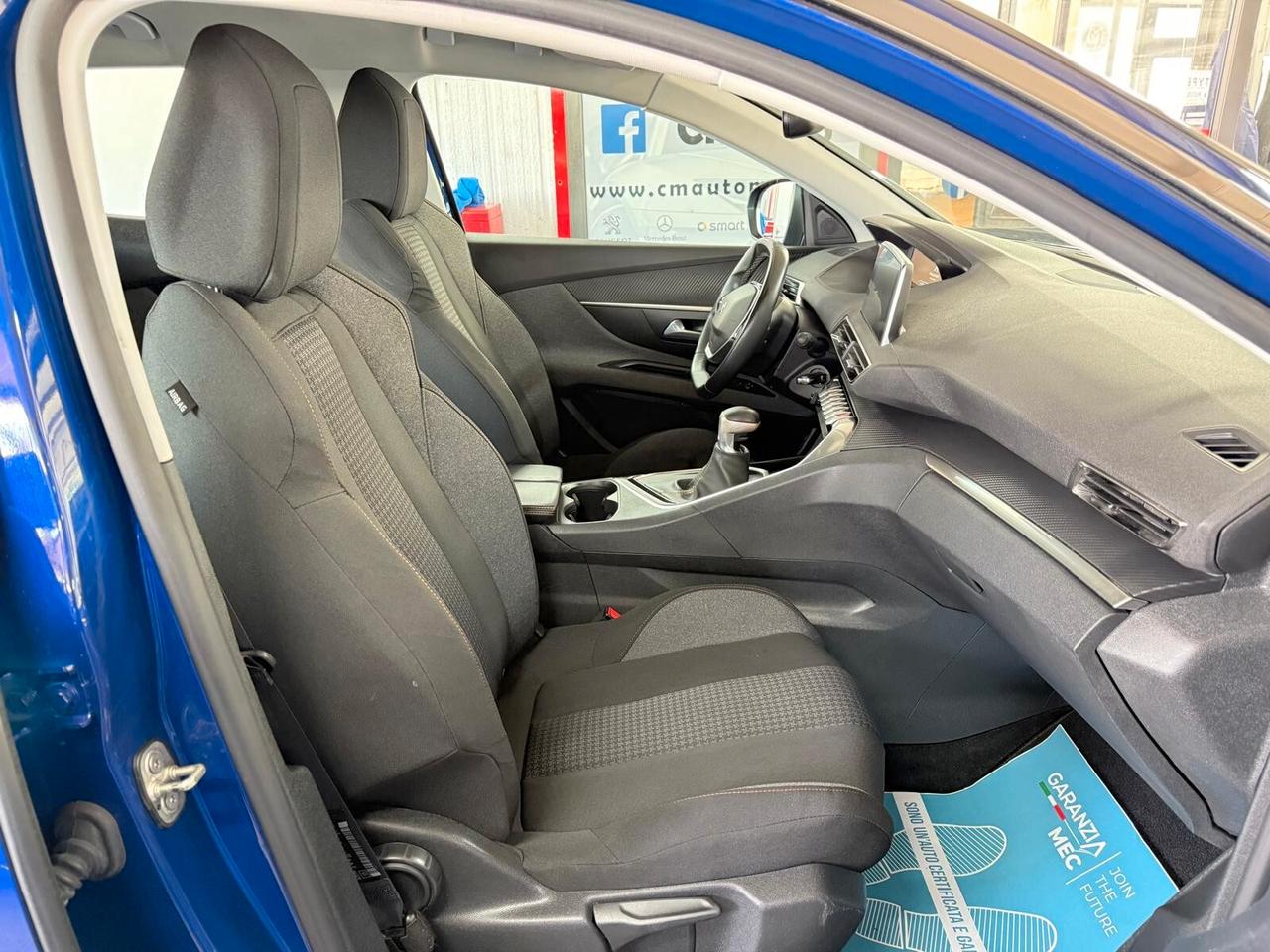 Peugeot 3008 BlueHDi 130 S&S Business