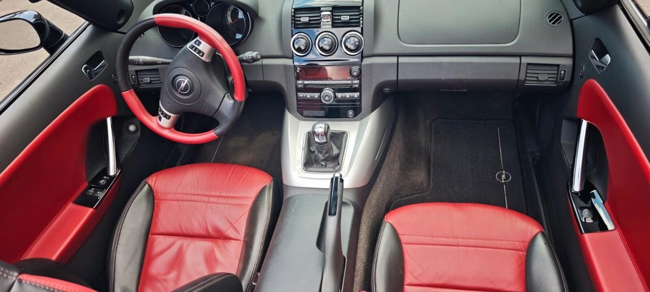 Opel GT 2.0 Turbo 16V