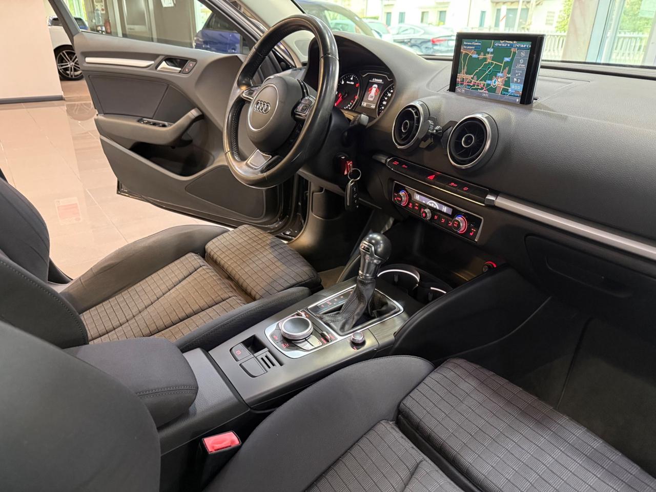 Audi A3 Sportback 2.0 tdi Ambition s-tronic