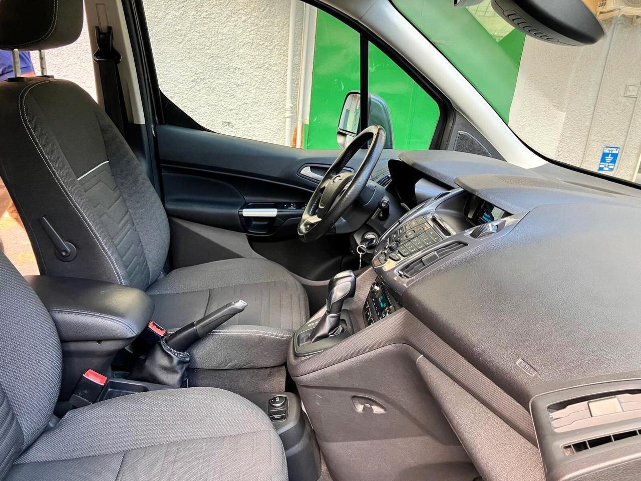 Ford Tourneo Connect7 1.5 TDCi 120cv aut Titanium