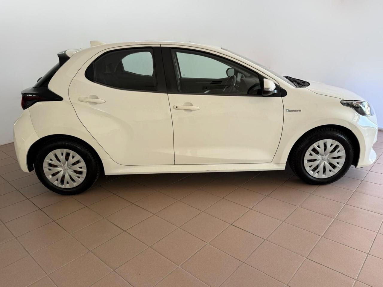 Toyota Yaris 1.5 Hybrid 5 porte Business