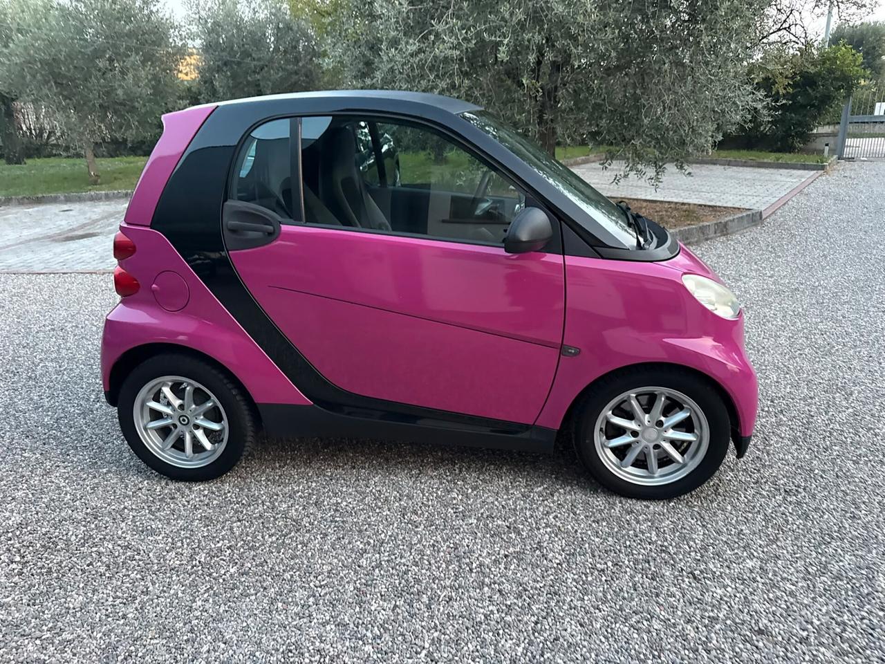 Smart Fortwo 1.0 MHD Passion 71 CV – Rosa – 2009