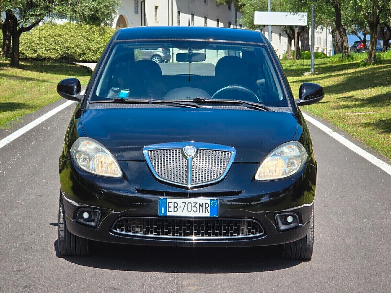 Lancia Ypsilon 1.2BENZ. OK PER NEOPATENTATI UNICO PROPRIETARIO ANNO 2010