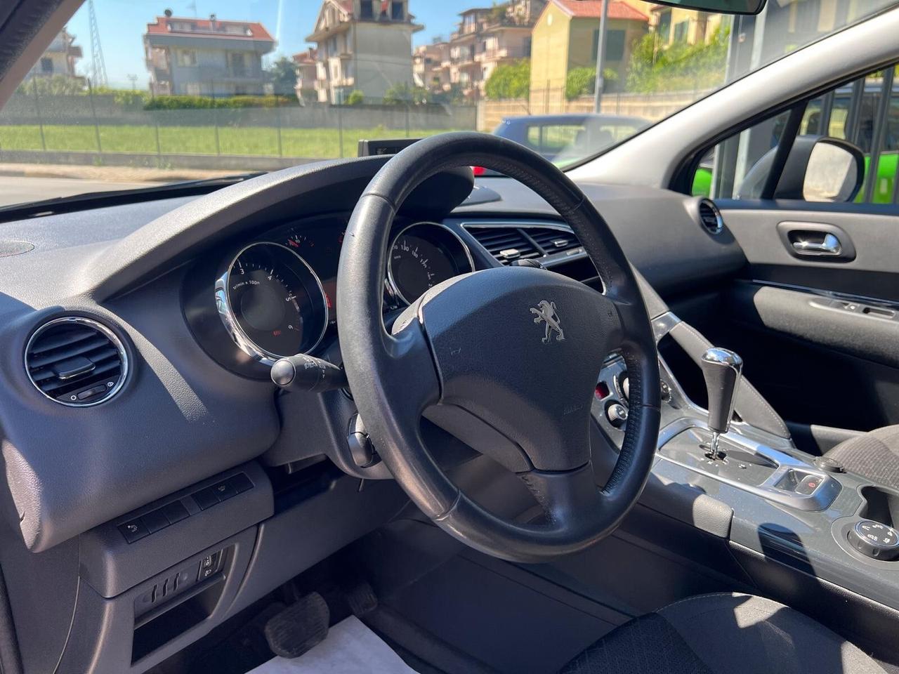 Peugeot 3008 1.6 e-hdi 8v Active s Navi/Park/Bluetooth