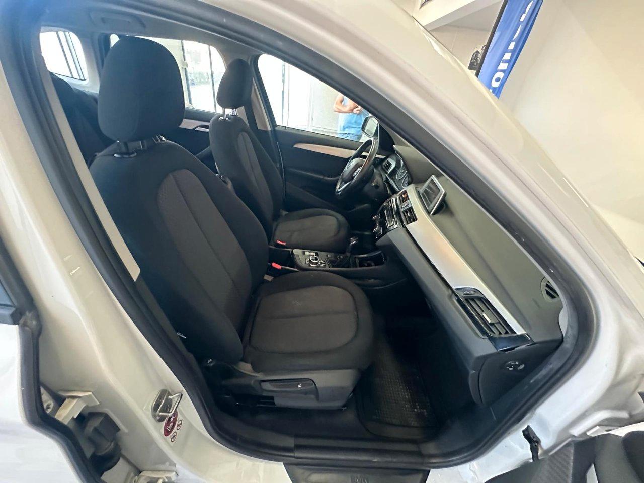 BMW X1 sdrive18d Business