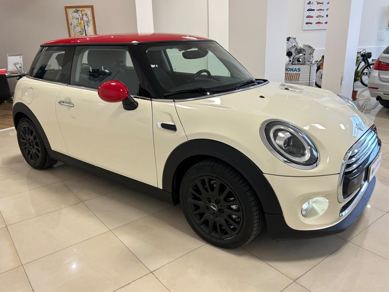 Mini Cooper1.5 d Baker Street