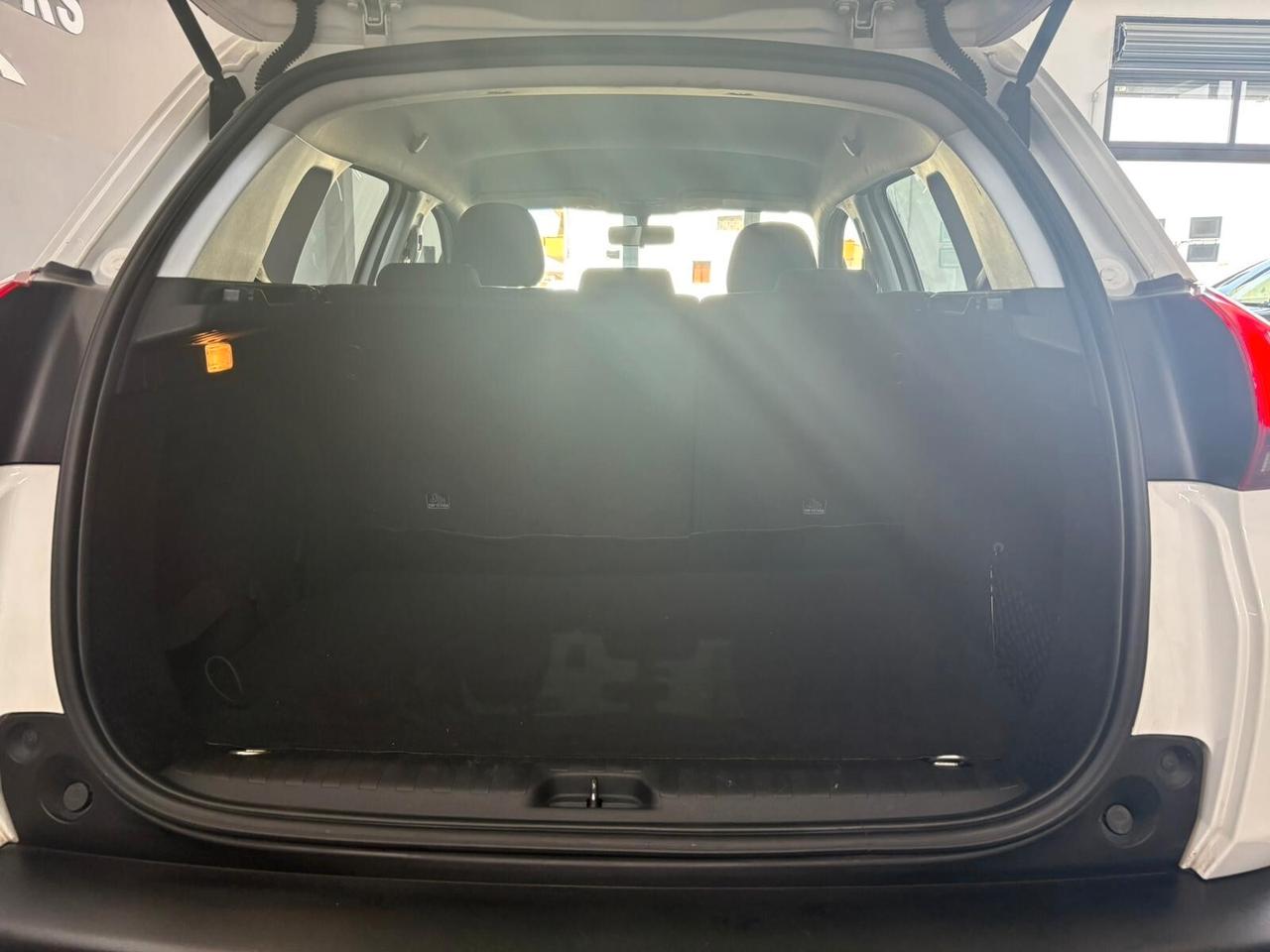 Peugeot 2008 BlueHDi 100 Allure