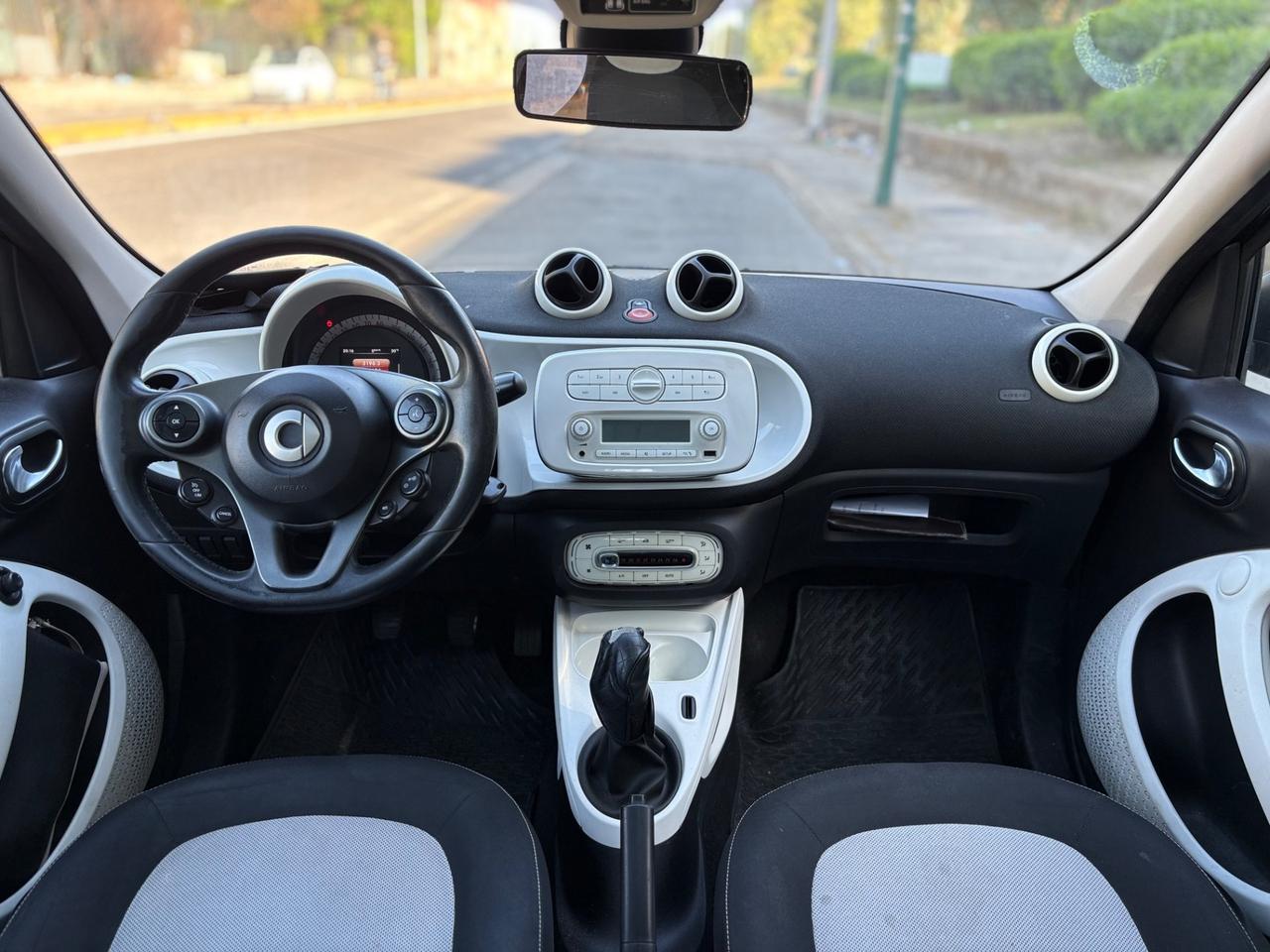 Smart ForFour 1.0 benzina 70 cv Passion