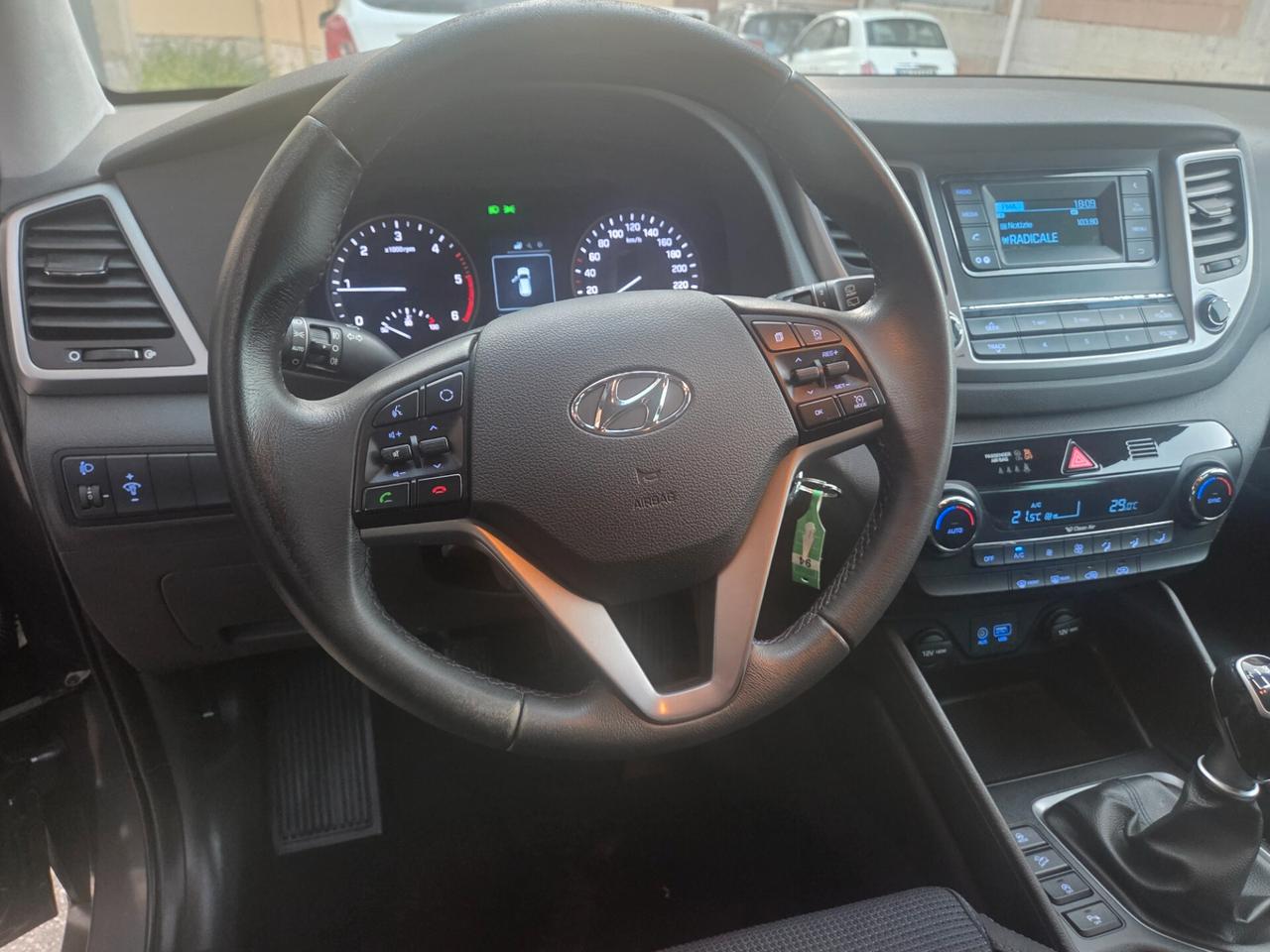 HYUNDAI TUCSON 1.7 CRDI 115 CV ANNO 2015 KMCERTIF