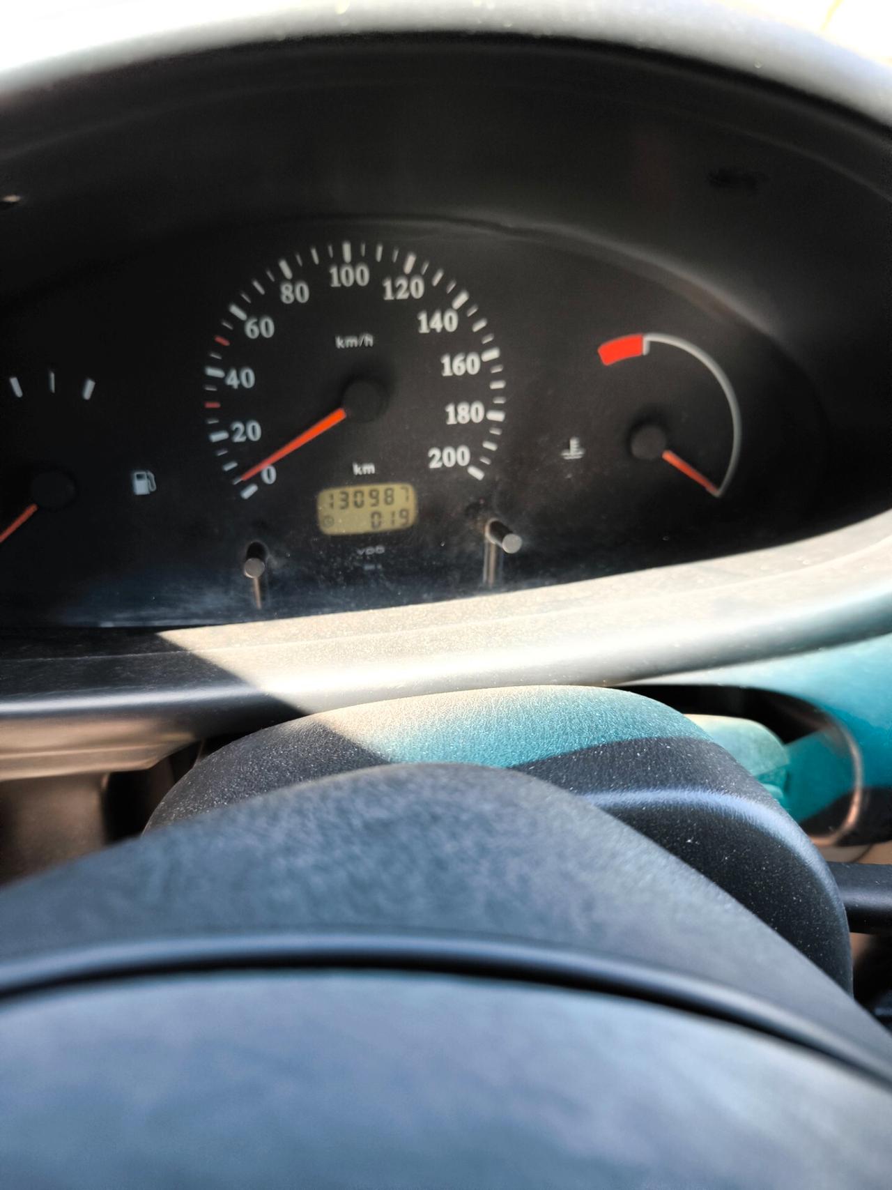 Nissan Micra 1.0i 16V cat 3 porte