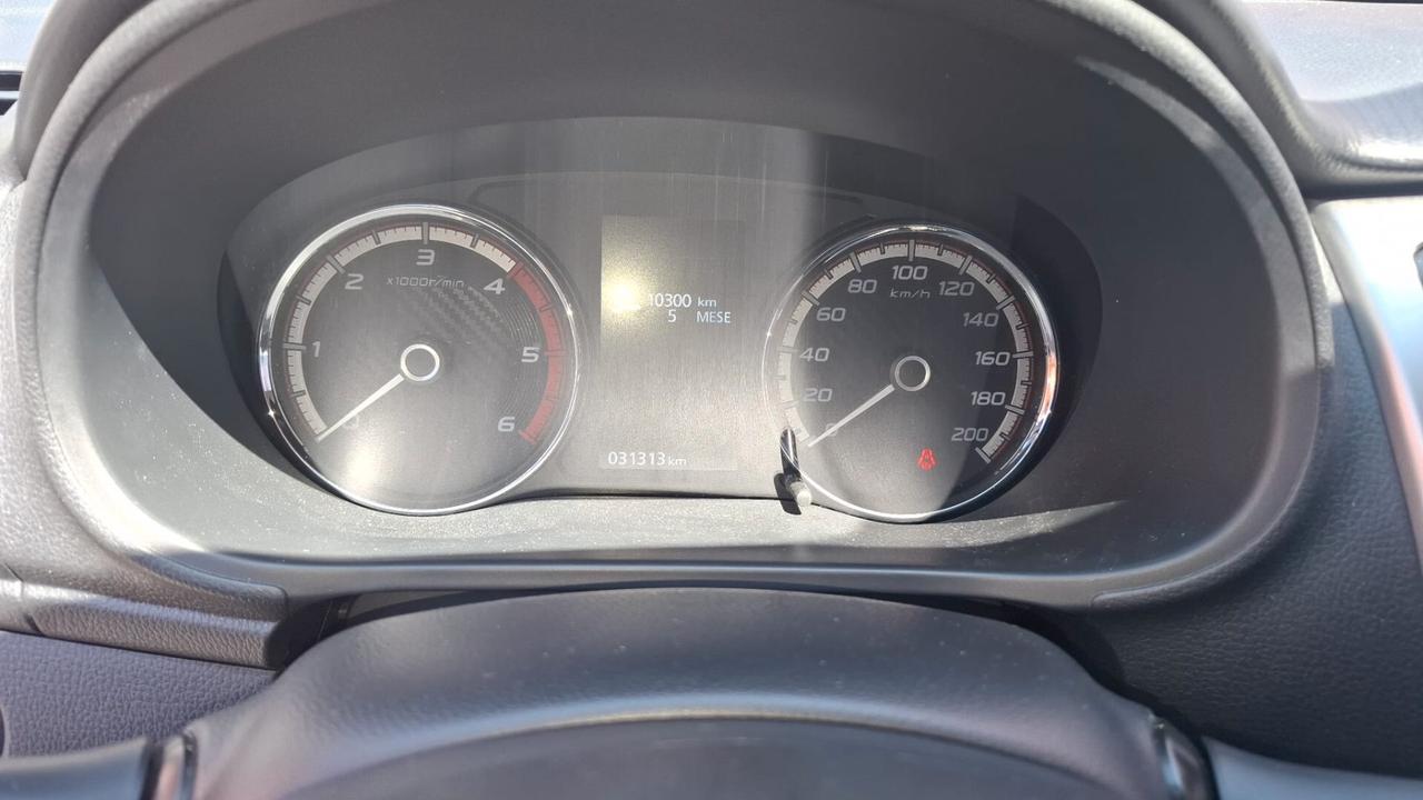 Mitsubishi L200 2.3 D Double Cab 4x4 Easy Select Invite Connect