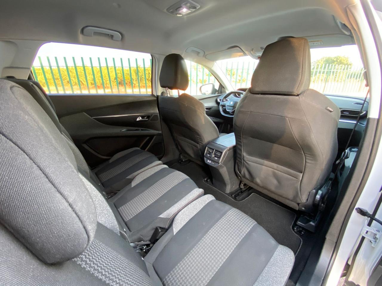 Peugeot 5008 1.6 BlueHDi 120 S&S Business Mix