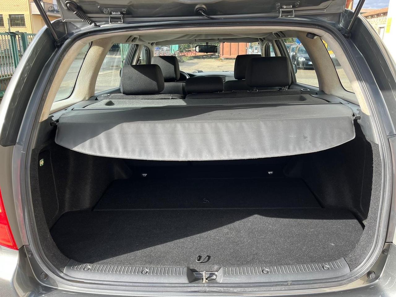 Toyota Corolla 1.4 D-4D M-MT. Cambio automatico