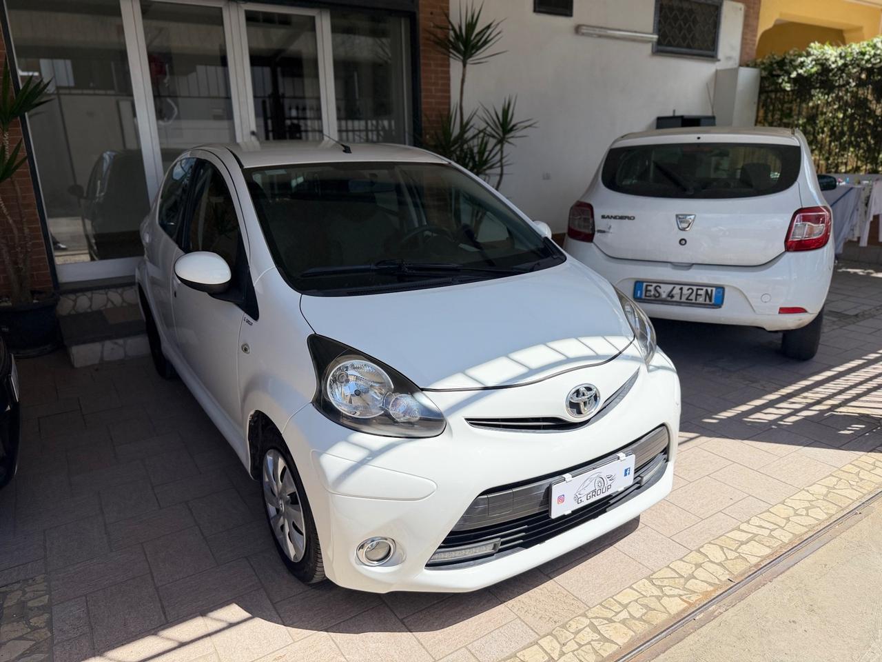 Toyota Aygo 1.0 12V VVT-i 5 porte Lounge Connect
