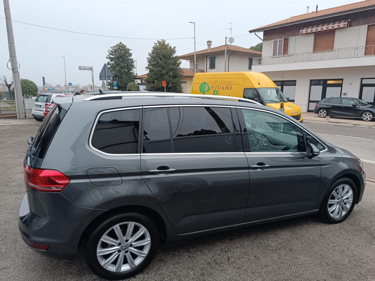 VOLKSWAGEN TOURAN HIGHLINE EDITION 1.6 115 cv DIESEL -PROMO GENNAIO GA FIN&SAFE-