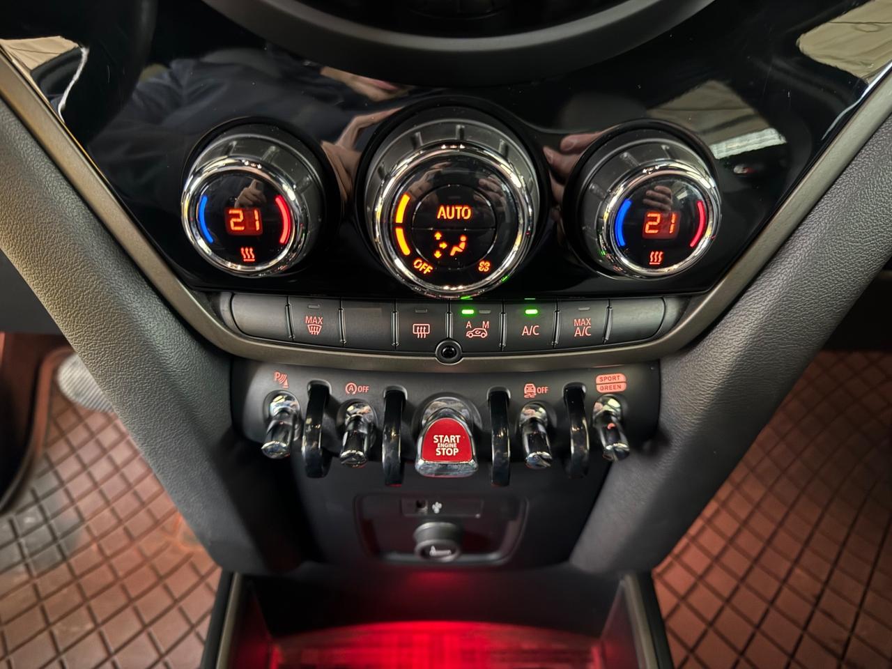 Mini Cooper D Countryman 2.0 Baker Street ALL4