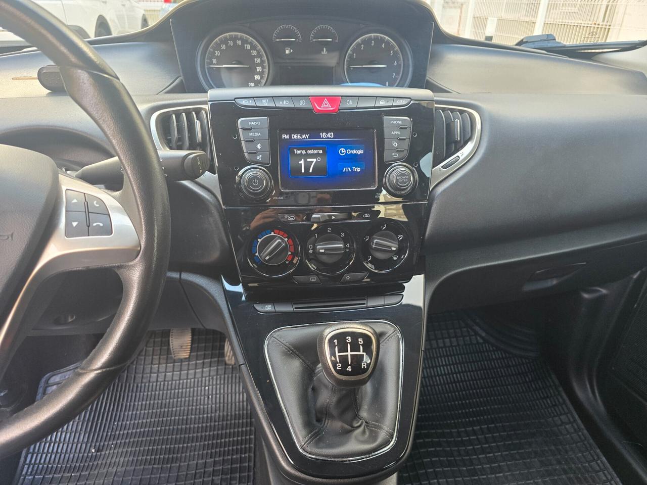 Lancia Ypsilon 3a serie 1.2 5P Platinum