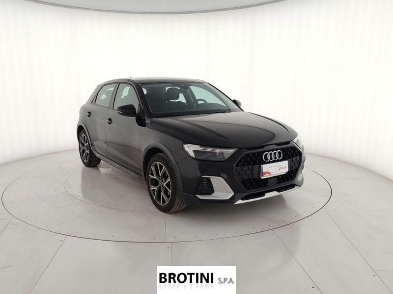 Audi A1 Sportback 35 TSI Allstreet S Tronic Identity Contrast