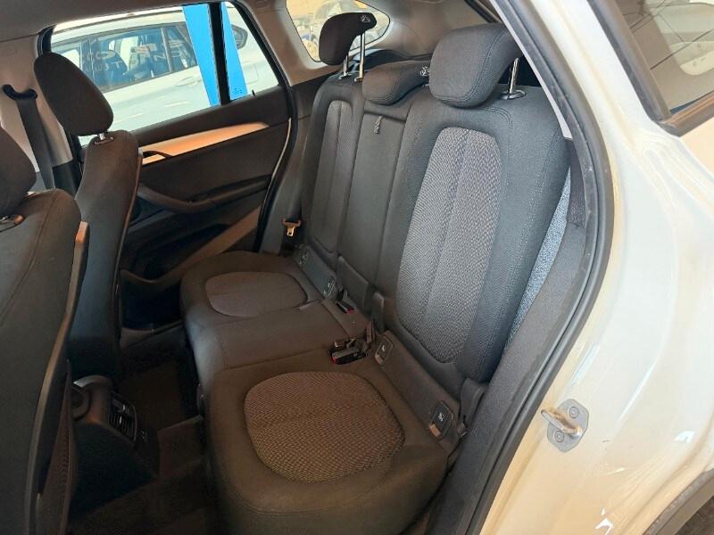 BMW X1 (F48) X1 sDrive16d Business A...