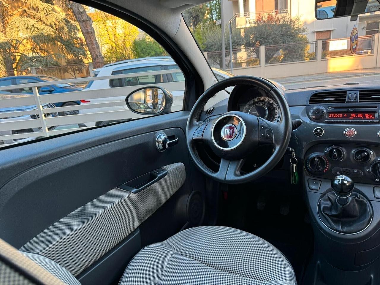 FIAT 500 1.2 LOUNGE 69cv TETTO P. NEOPATENTATI