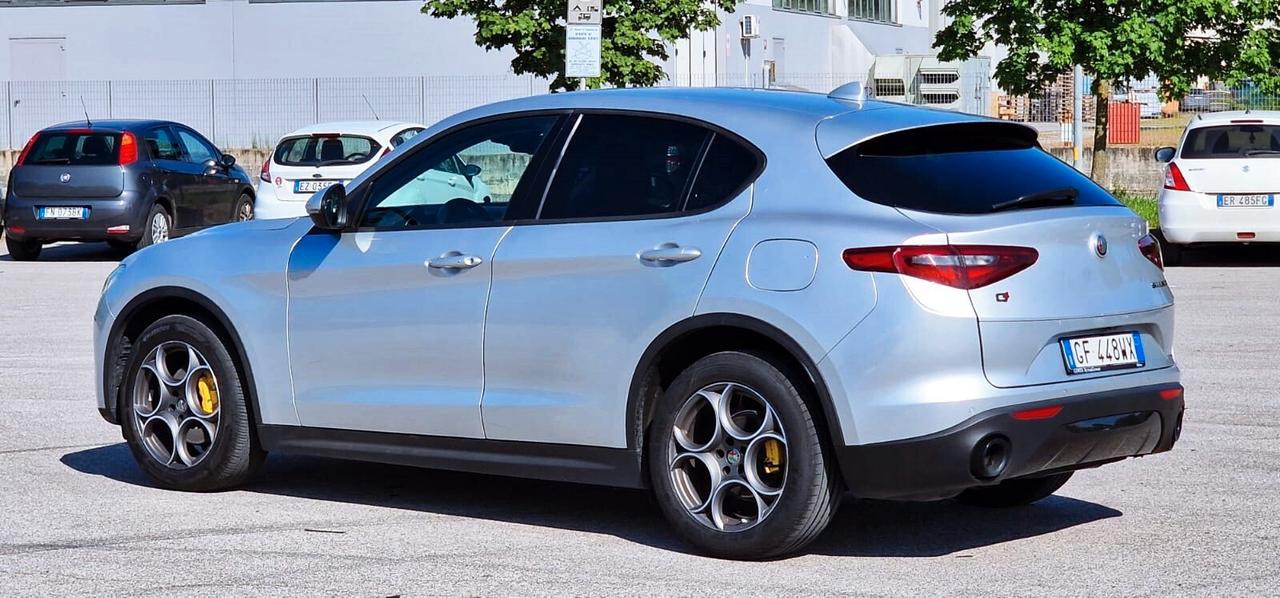 Alfa Romeo Stelvio 2.2 Turbodiesel 190 CV AT8 Q4 Executive