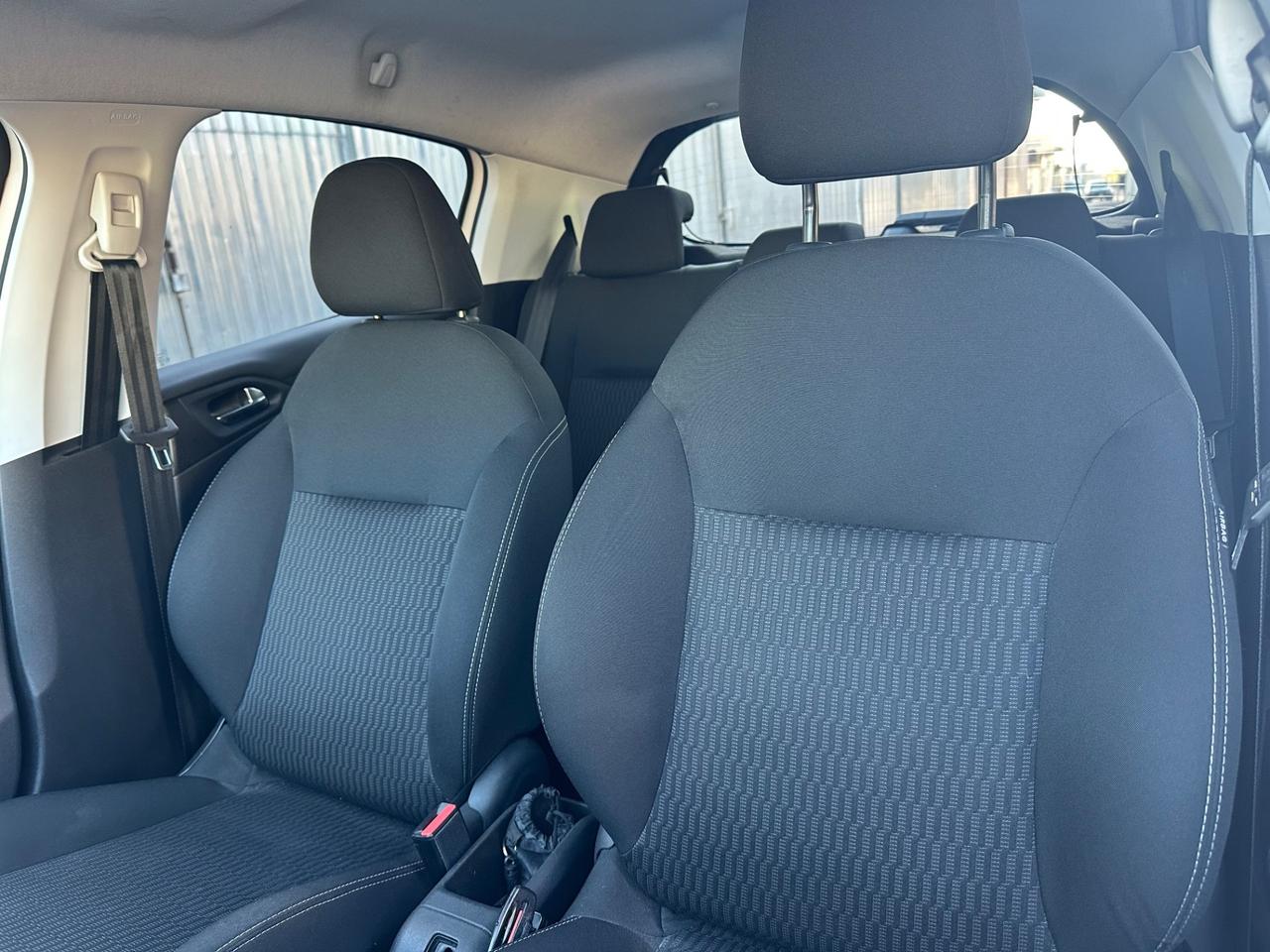 Peugeot 208 PureTech 82 5p. GPL Allure