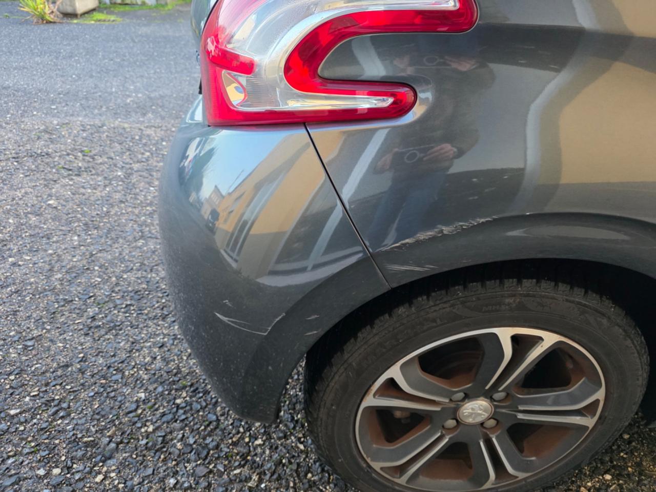 Peugeot 208 1.4 VTi 95 CV 5p. GPL Access