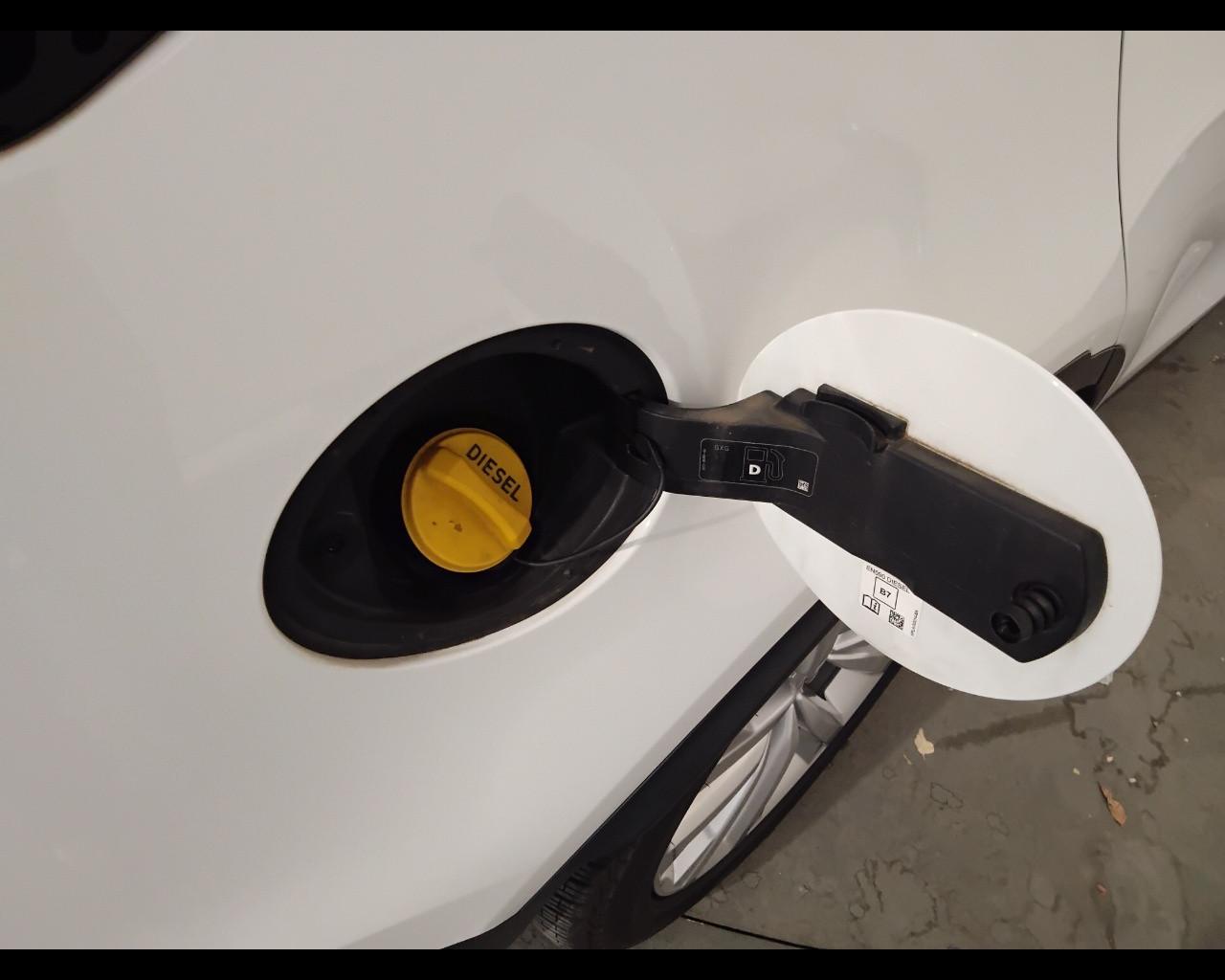 LAND ROVER Discovery 5 2021 - Discovery 3.0d i6 mhev SE awd 249cv 5p.ti