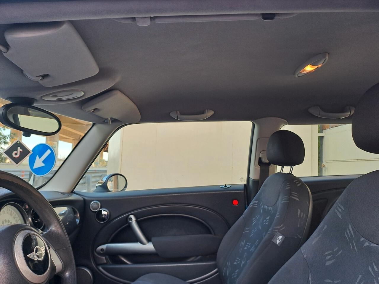 Mini 1.4 tdi One D de luxe