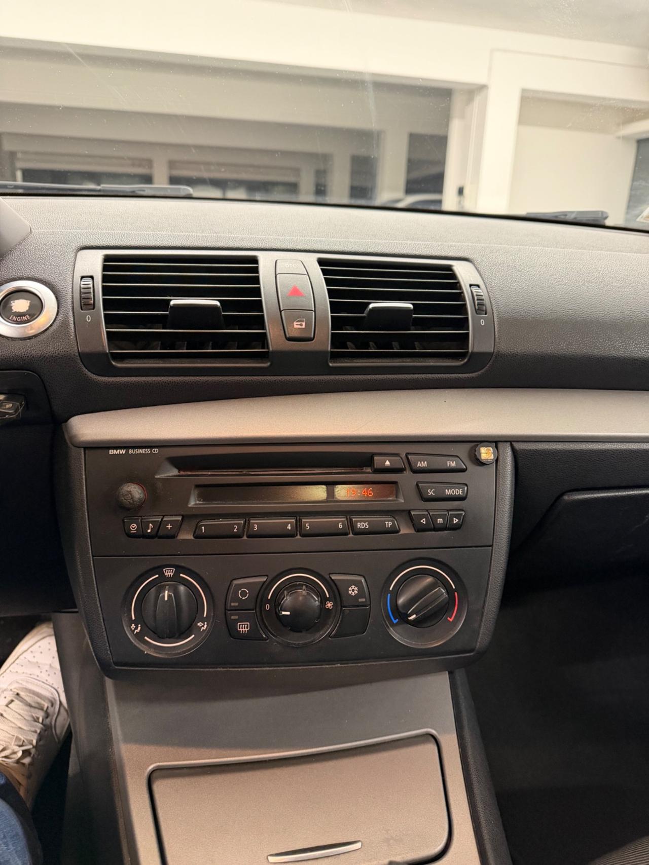 Bmw 118 118d cat 5 porte Eletta