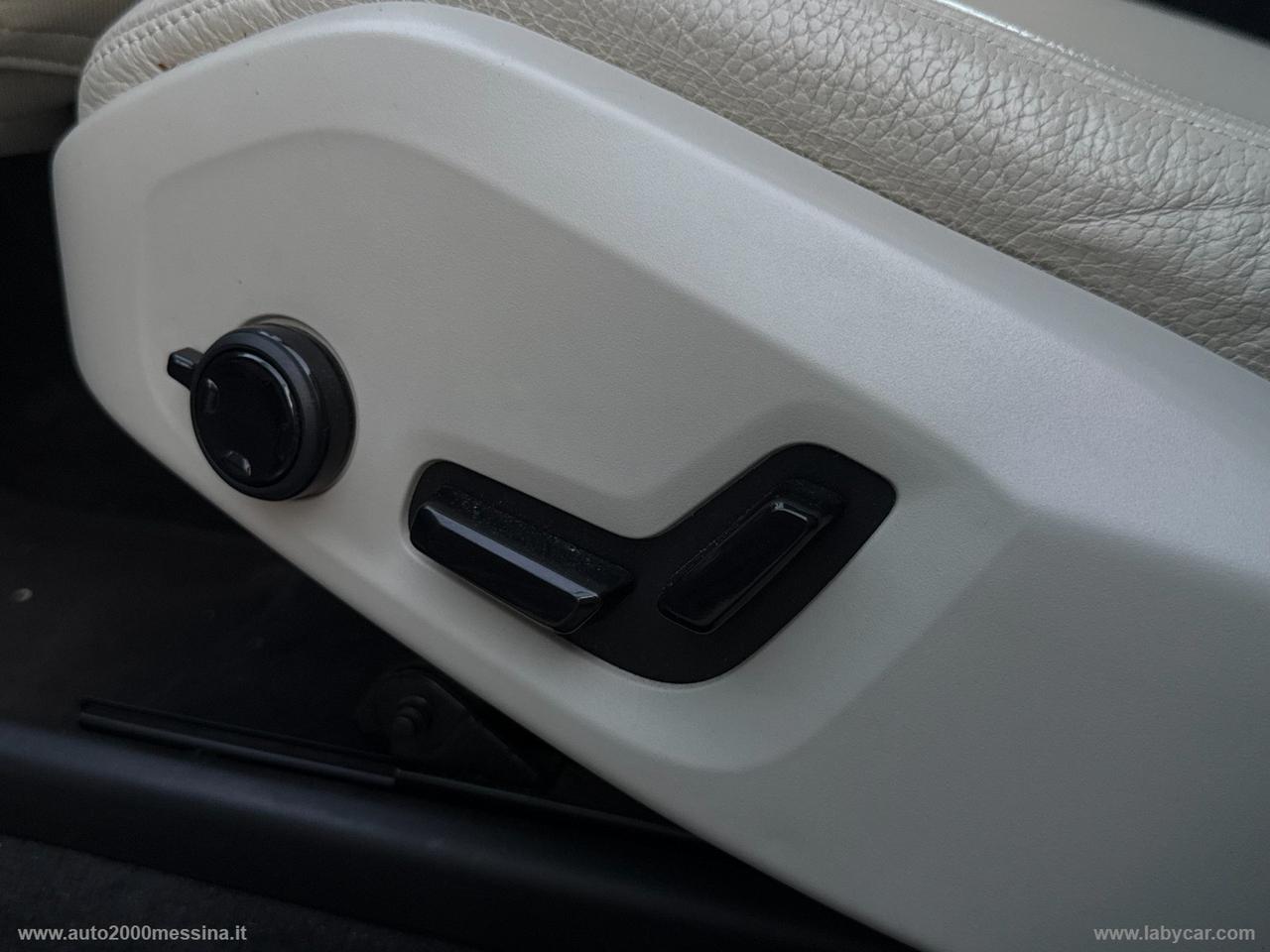 VOLVO XC60 B4 AWD GEARTRONIC INSCRIPTION