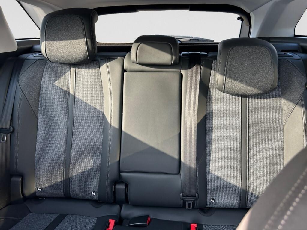 Peugeot 3008 1.2 Turbo 130 S&S Allure