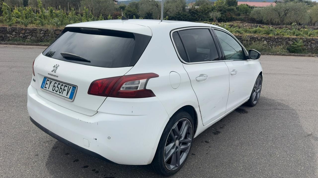 Peugeot 308 BlueHDi CV120 Allure