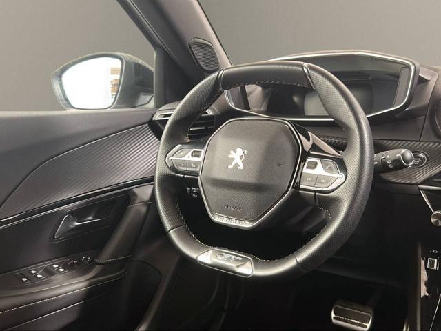 PEUGEOT 2008 motore elettrico 136 CV GT TETTO APRIBILE