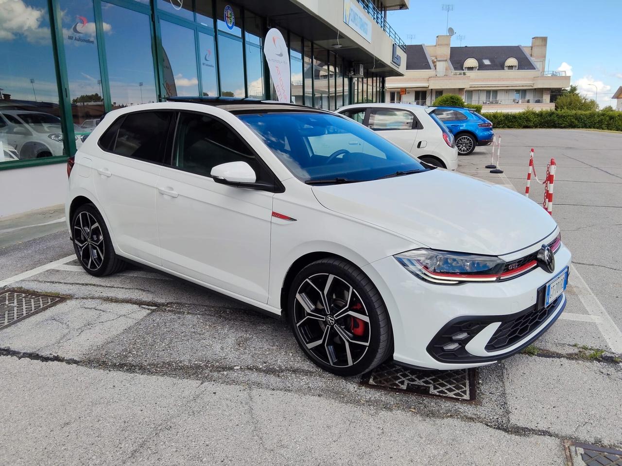 Volkswagen Polo 2.0 TSI DSG GTI