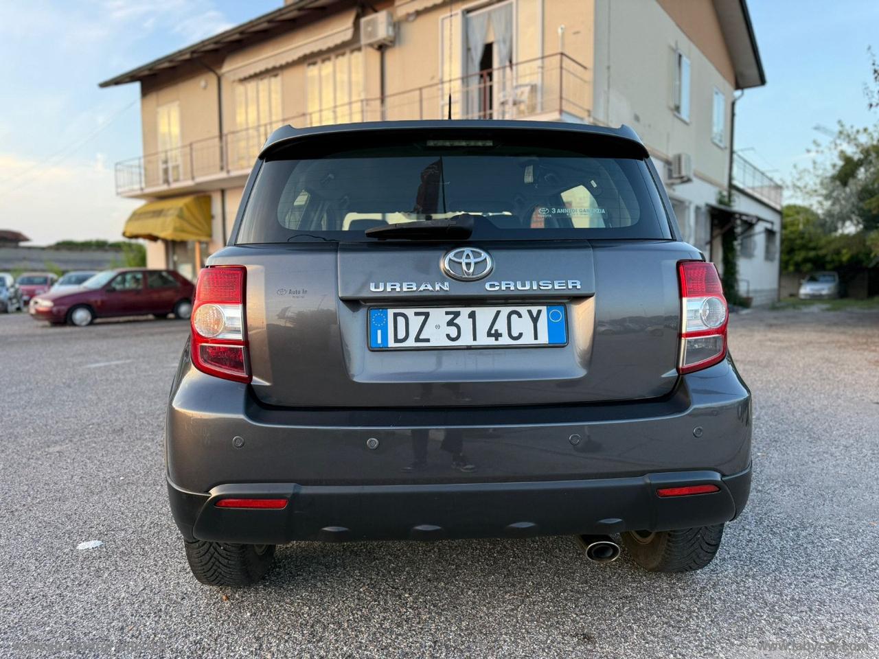 TOYOTA Urban Cruiser 1.4 D-4D AWD Luxury