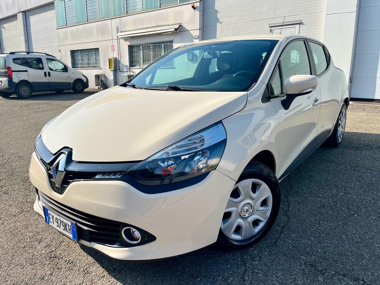 Renault Clio 1.2GPL 2015 157.000km perfetta per neopatentati