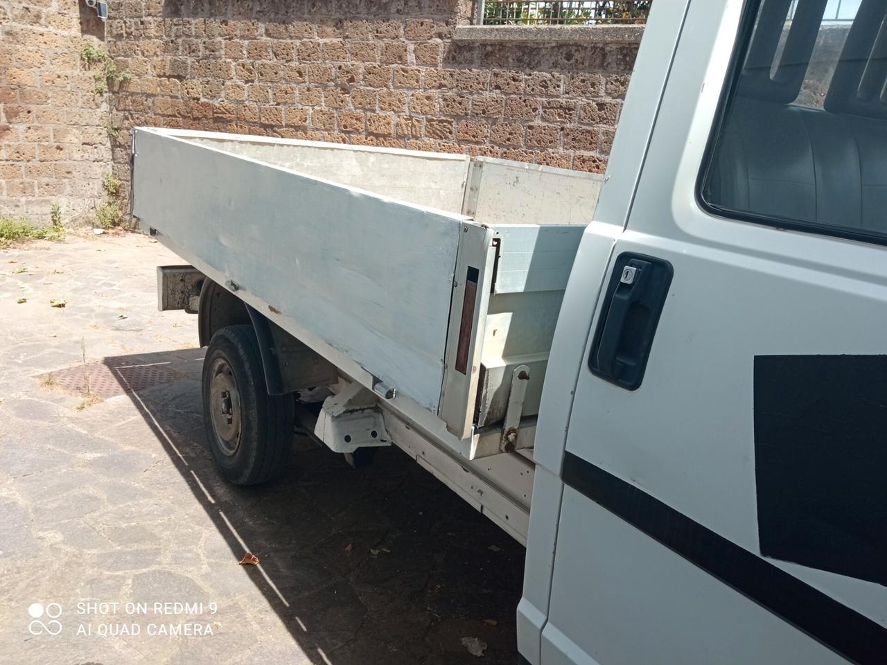 AUTOCARRO CASSONATO
