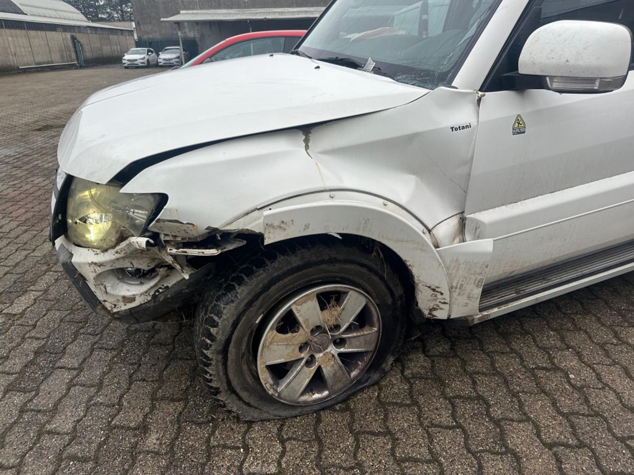 Mitsubishi Pajero 3.2 DI-D 16V 5p. Intense