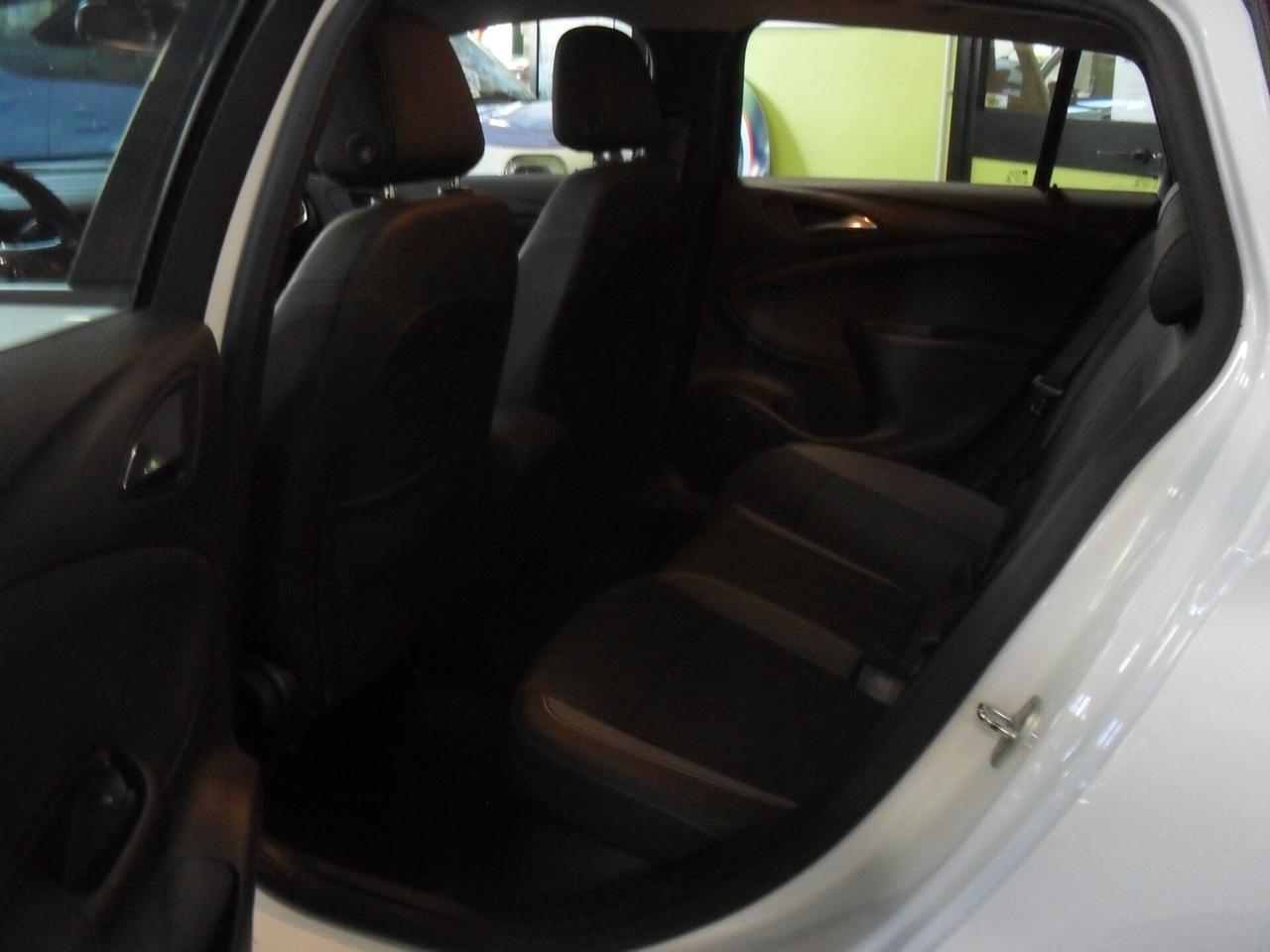 Opel Astra 1.2 Turbo 130 CV S&S Sports Tourer Business Elegance