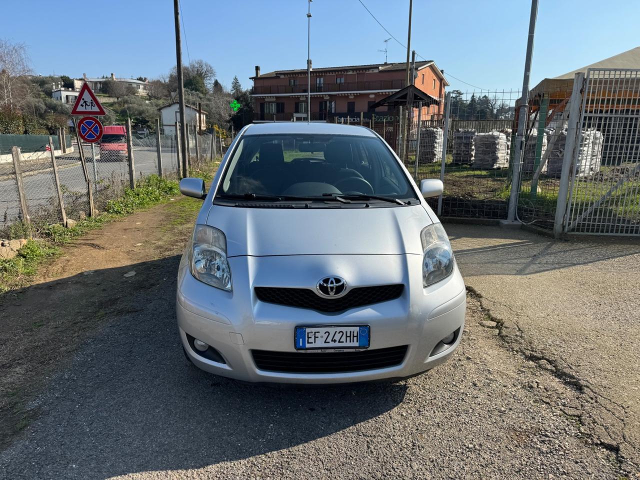 Toyota Yaris 1.4 D-4D DPF 5 porte M-MT Sol AUTOMATICO