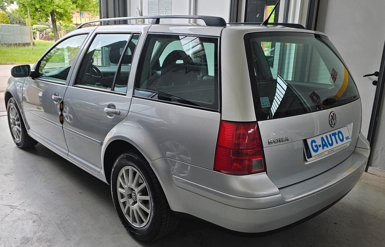 VW Bora 1.6 Highline Unico proprietario