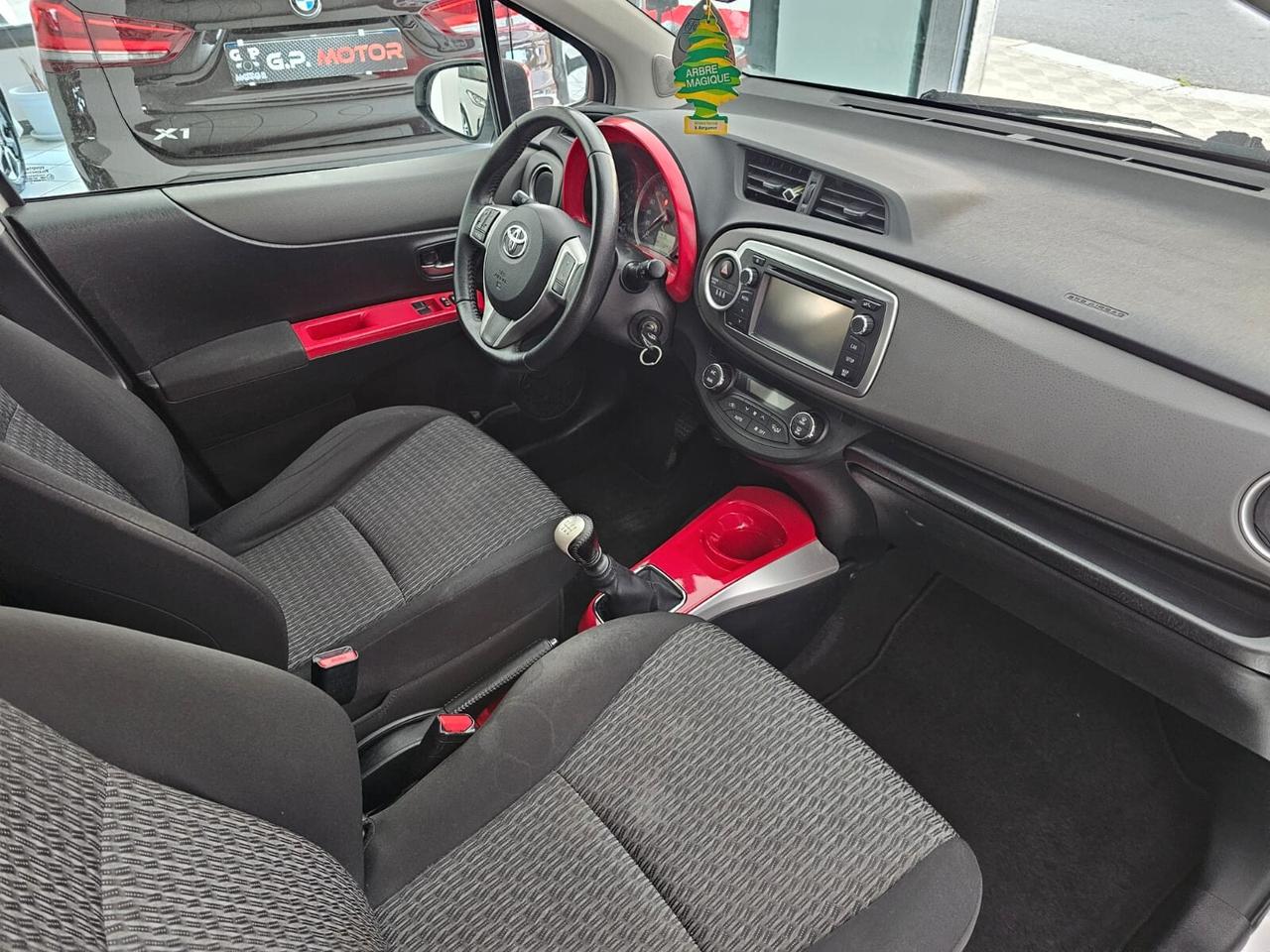 Toyota Yaris 1.4 D-4D 5 porte Lounge
