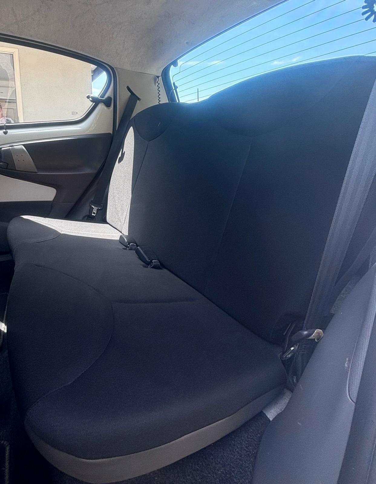 Toyota Aygo 1.0 12V VVT-i 5 porte Now Connect
