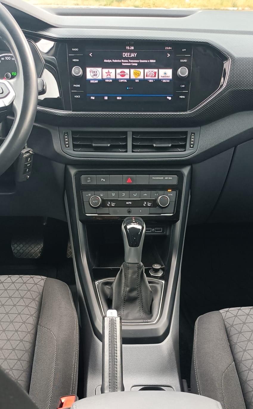 Volkswagen T-Cross 1.6 TDI DSG SCR Style BMT