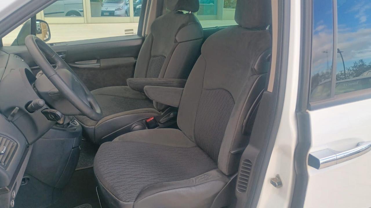 Citroen C8 2.0 HDi 160CV FAP Seduction