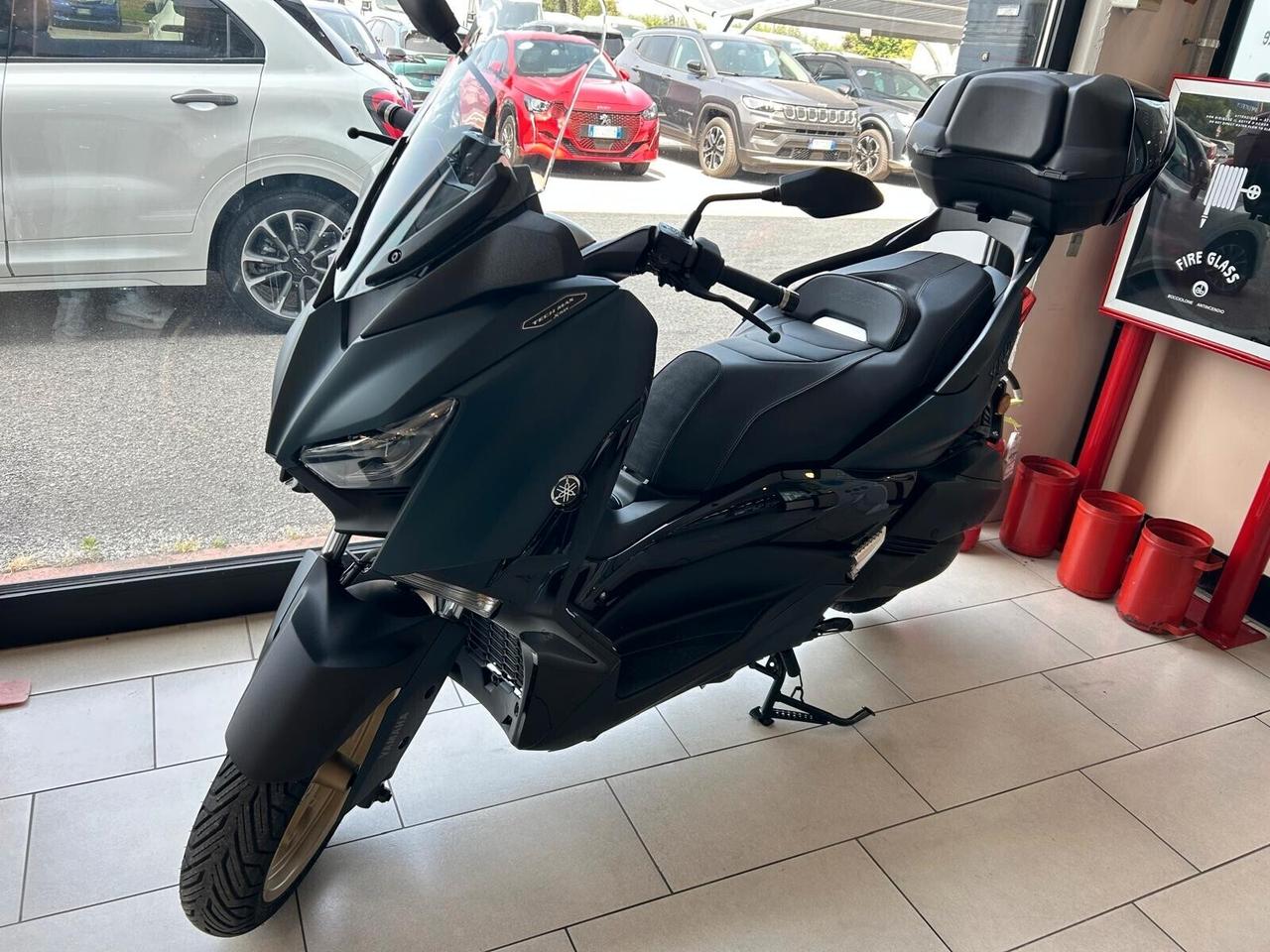 Yamaha X-Max 300 TECH MAX 1800 KM
