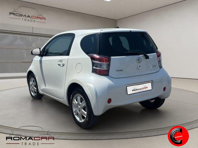 TOYOTA iQ 1.0 CVT Lounge