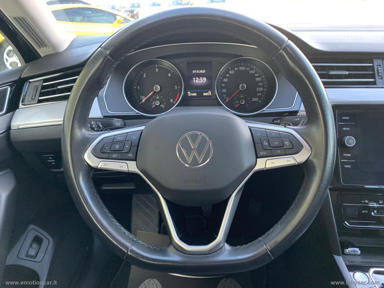 VOLKSWAGEN Passat Var. 2.0 TDI 122 CV EVO DSG Bus. - 2021